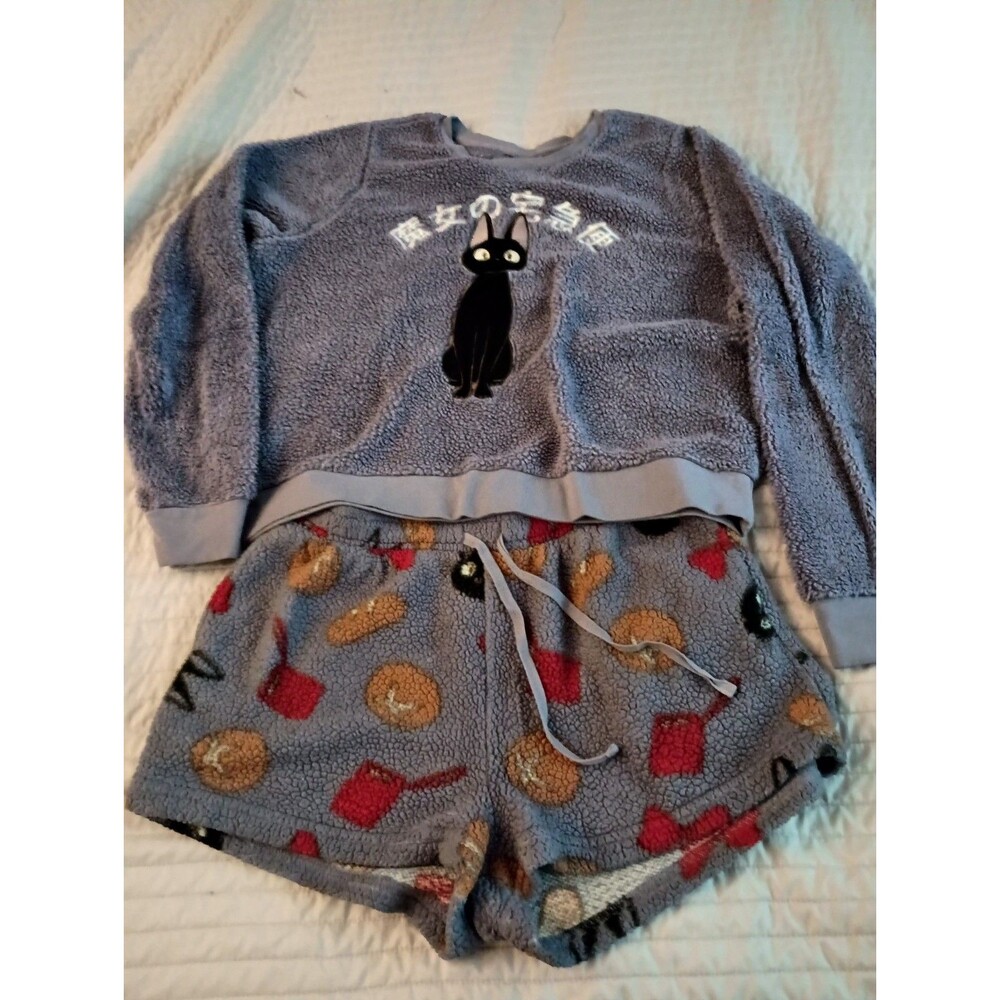 Kiki's Delivery Service Sweater and Shorts Women’s XL Purple Cat Fleece Pullover